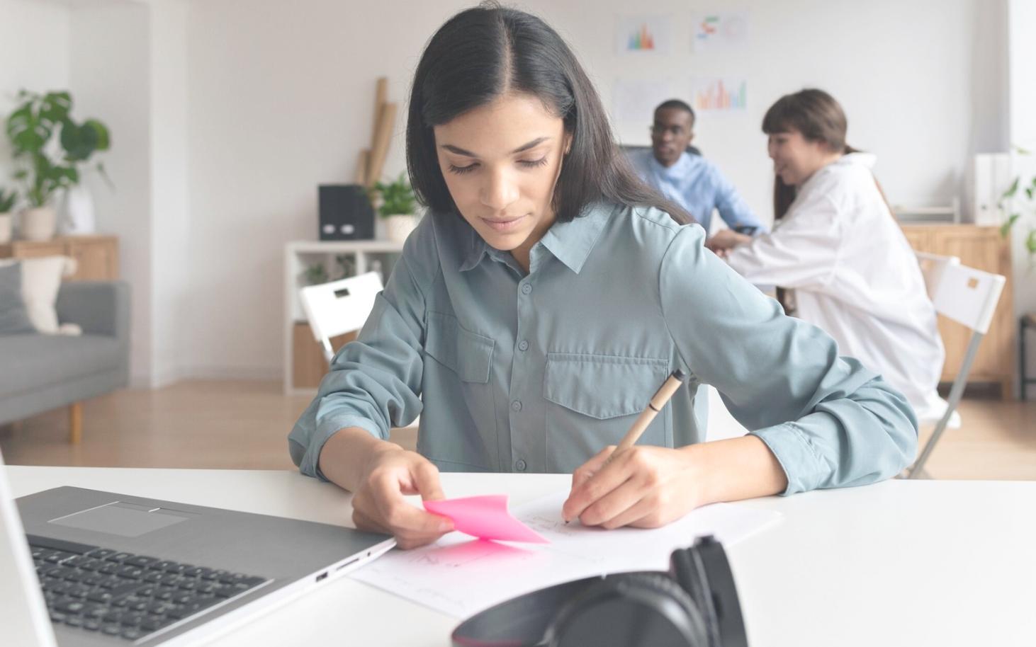 Étudiant suivant le programme de formation holvenutramisqeora